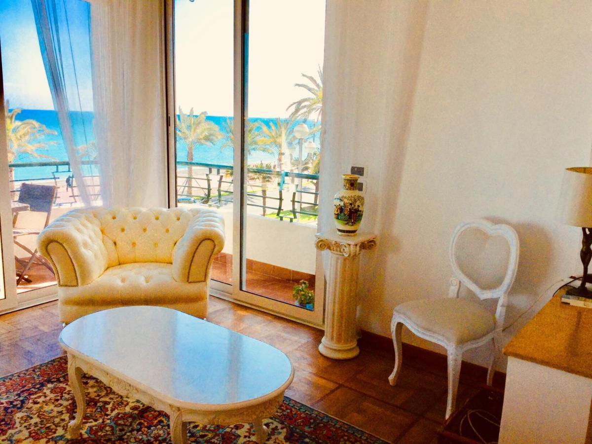 Endless Stunning Mediterranean Sea Views Promenade Des Anglais Apartment Nice Exterior photo